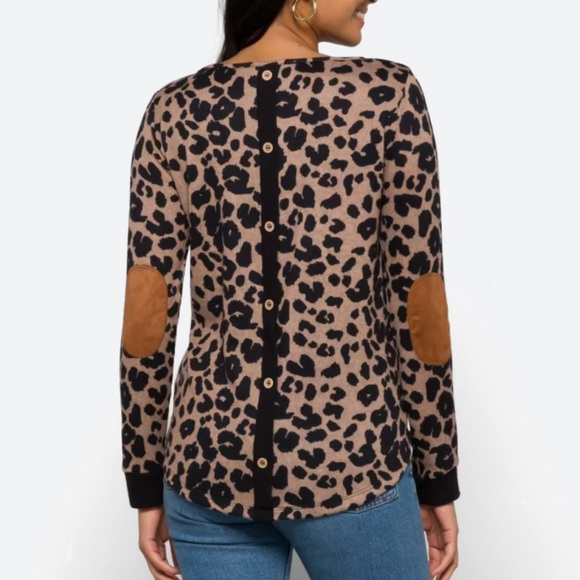 Leopard top. - Picture 7 of 7
